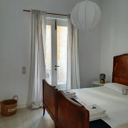 Thomas & Cato 公寓 *